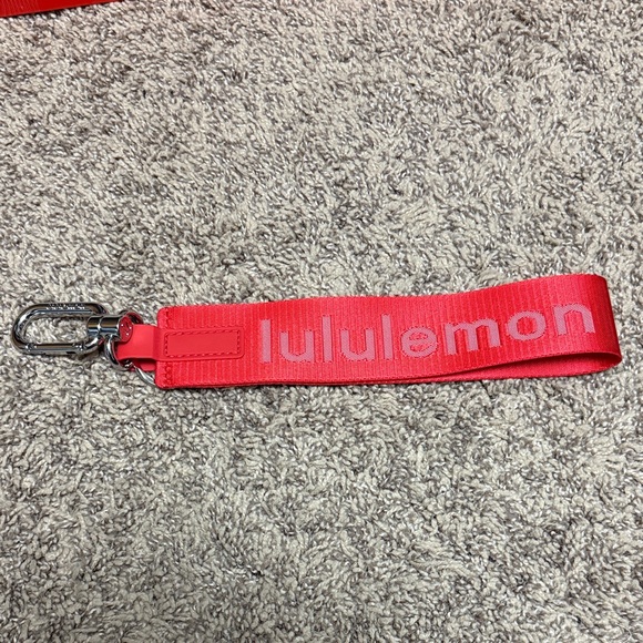 Lululemon Red Membership Box & Keychain - Picture 3 of 3